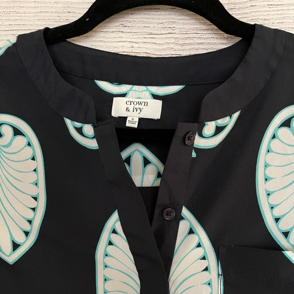 Crown & Ivy printed dress - Picture 2 of 11